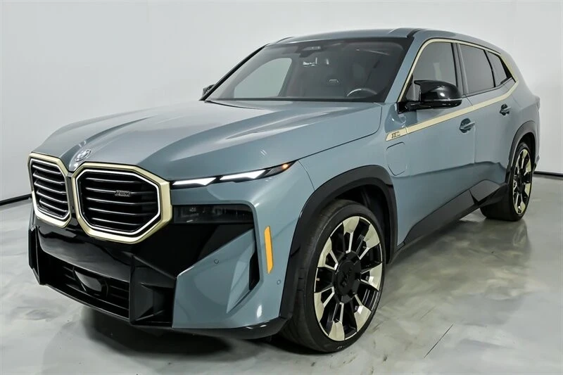 2023 BMW XM - Image 6 of 21