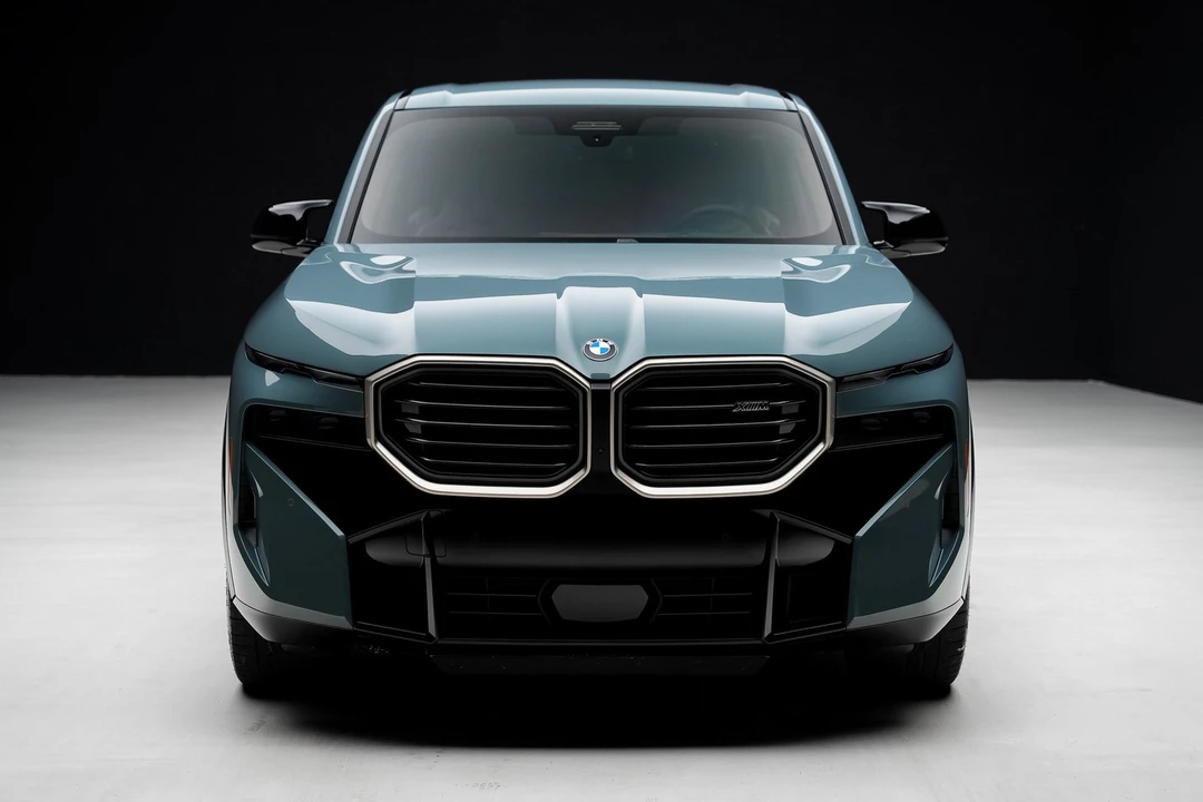 2023 BMW XM - Image 5 of 21