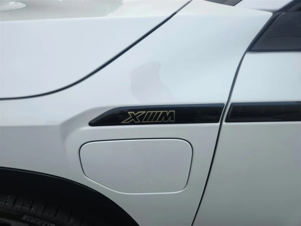 2023 BMW XM - Image 25 of 29