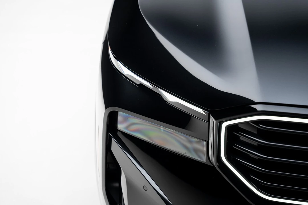2023 BMW XM - Image 11 of 12