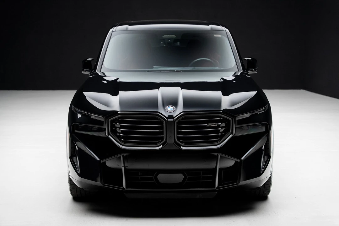 2023 BMW XM - Image 5 of 21