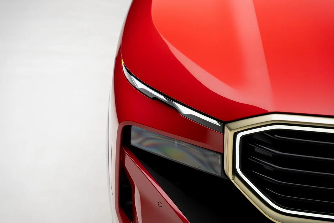 2023 BMW XM - Image 11 of 12