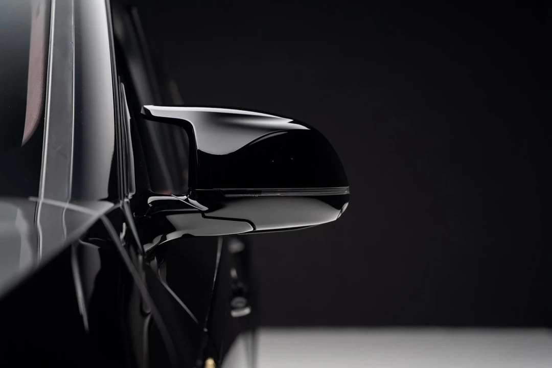 2023 BMW XM - Image 15 of 21