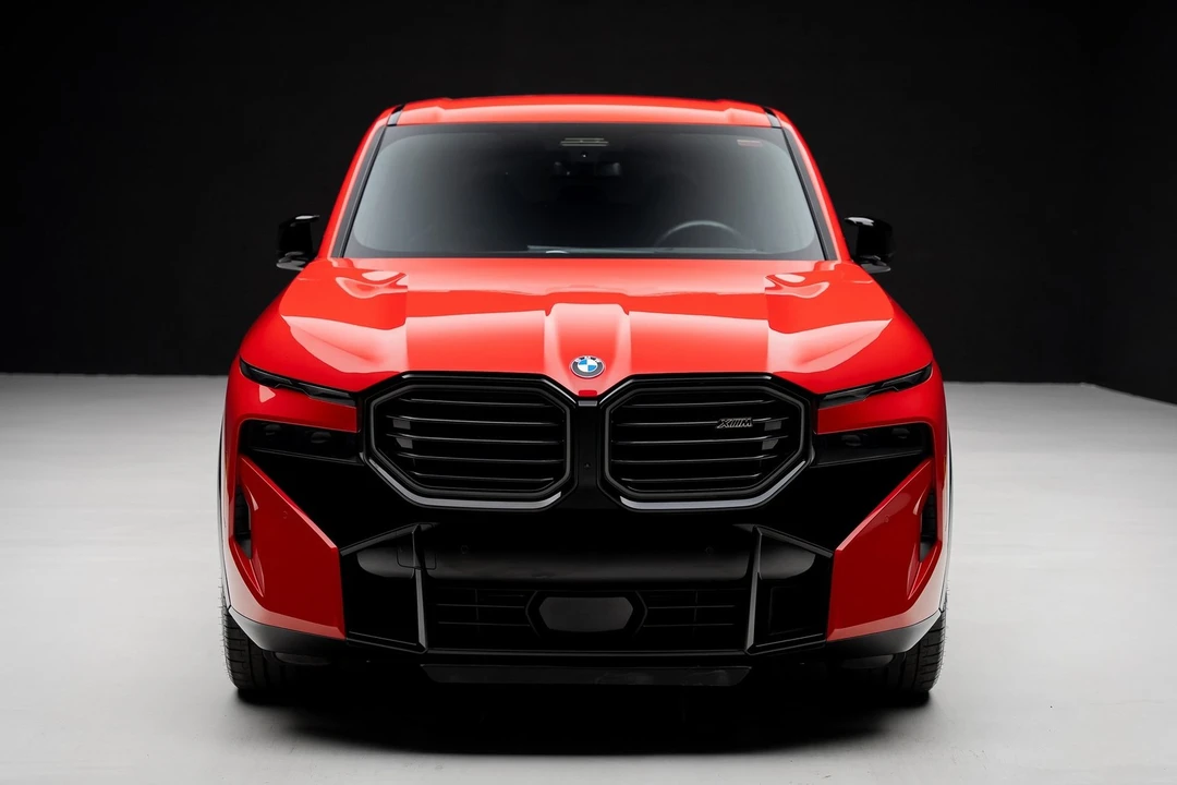 2023 BMW XM - Image 5 of 21