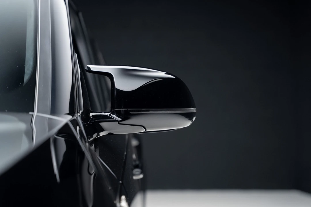 2023 BMW XM - Image 15 of 21