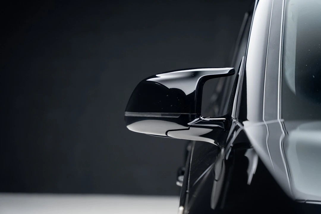 2023 BMW XM - Image 14 of 21