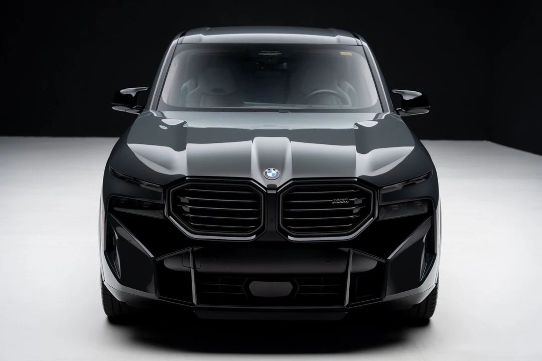 2023 BMW XM - Image 5 of 21