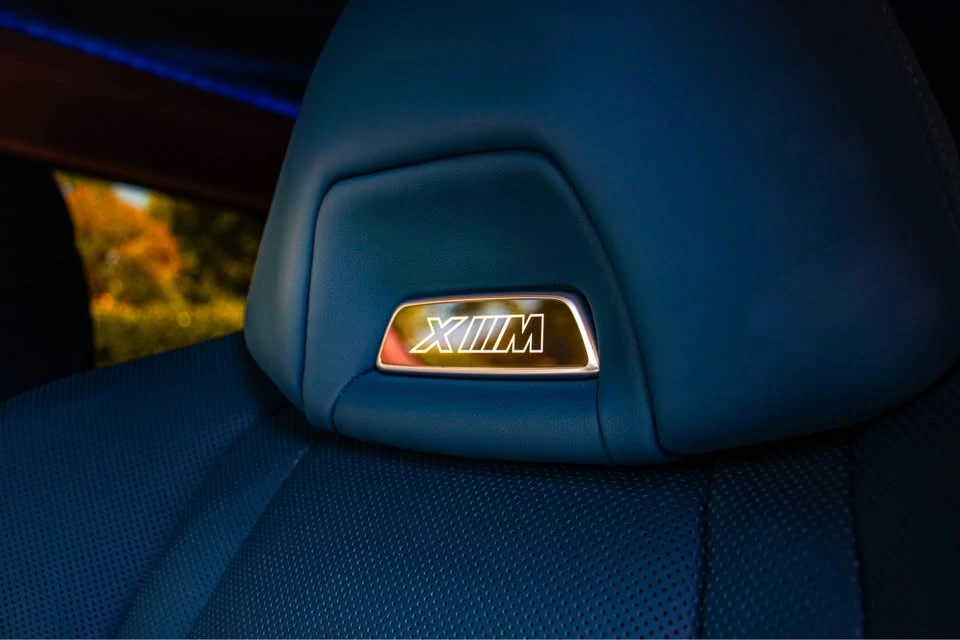 2023 BMW XM - Image 11 of 14