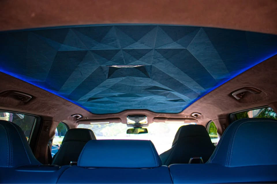 2023 BMW XM - Image 7 of 14