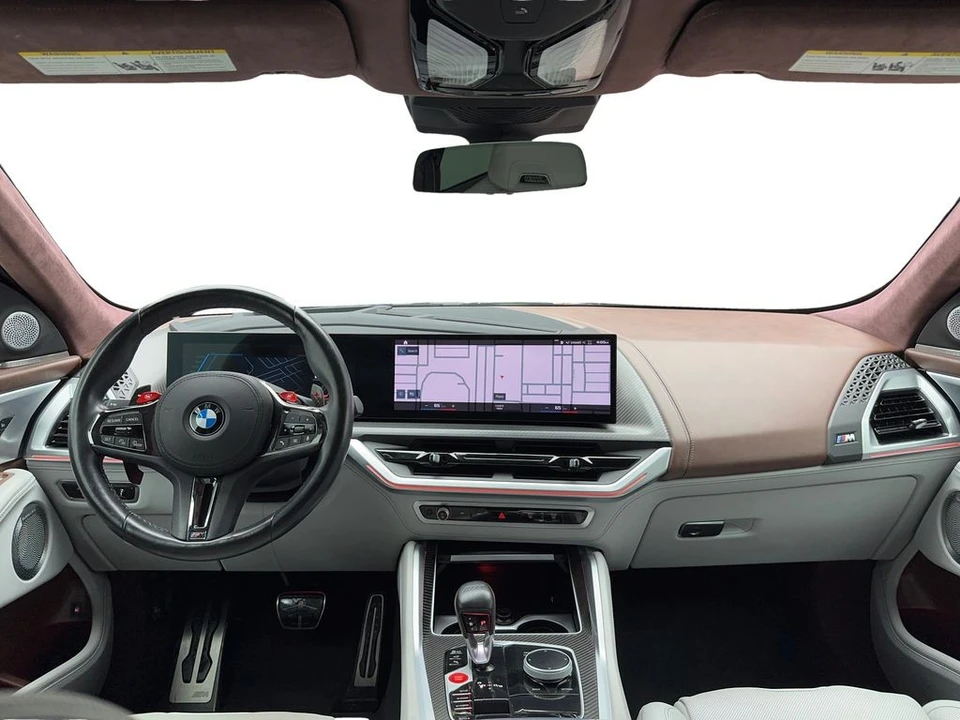 2023 BMW XM - Image 14 of 21