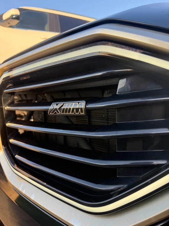 2023 BMW XM - Image 6 of 19