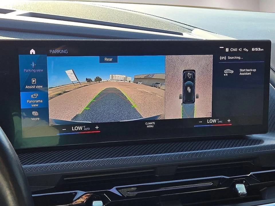 2023 BMW XM - Image 12 of 13