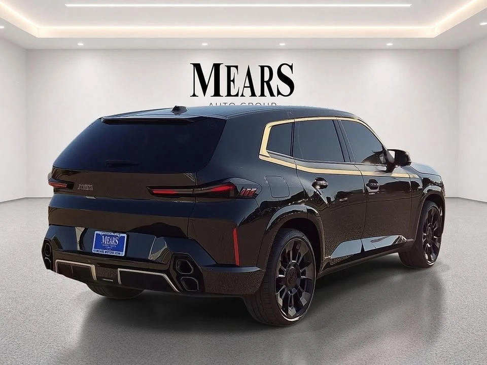 2023 BMW XM - Image 3 of 13