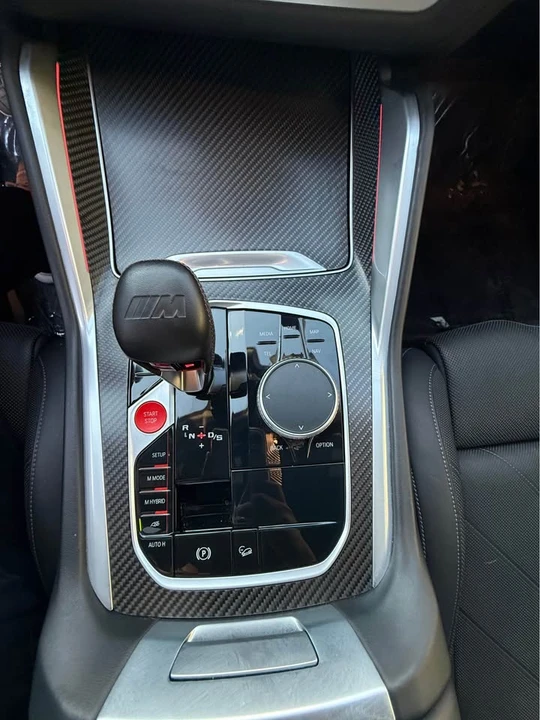 2023 BMW XM - Image 10 of 19