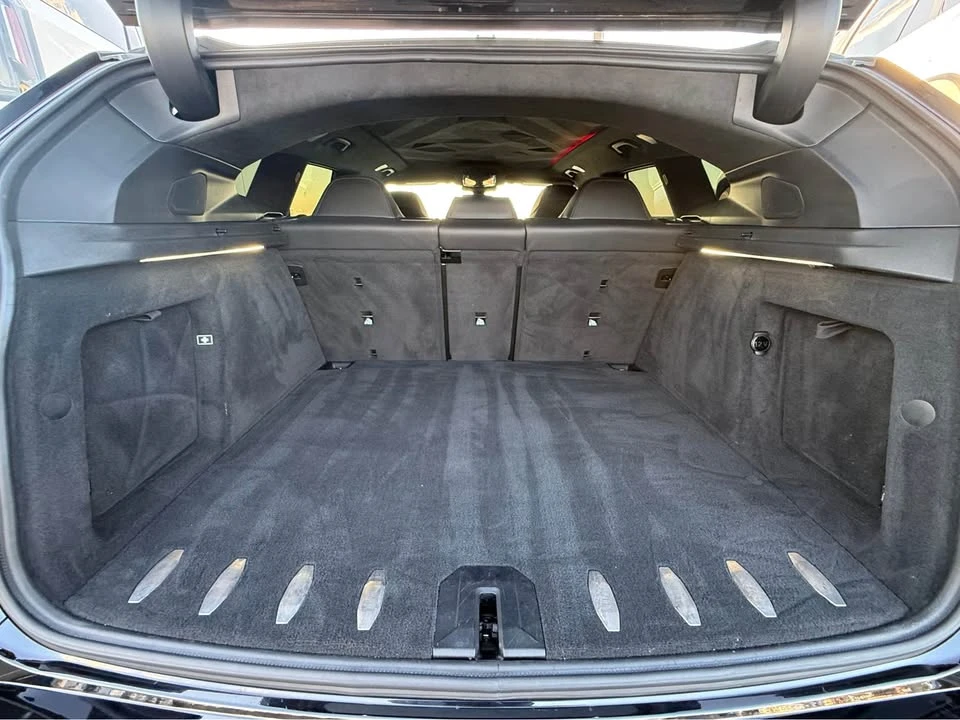 2023 BMW XM - Image 19 of 19