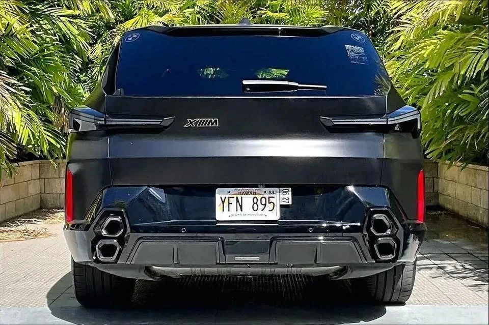 2023 BMW XM - Image 5 of 19