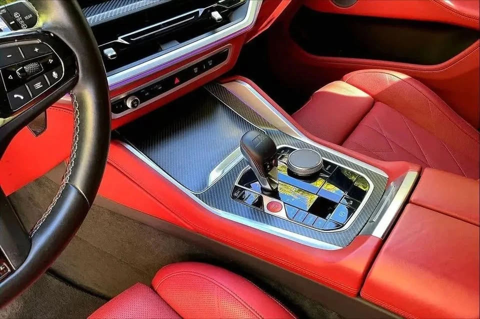 2023 BMW XM - Image 16 of 19