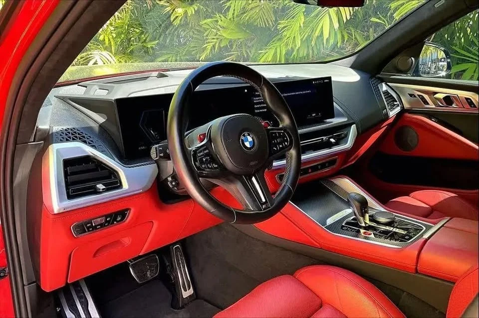 2023 BMW XM - Image 2 of 19