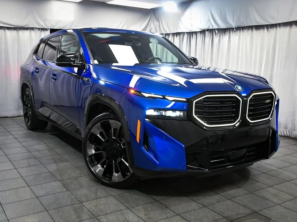 2023 BMW XM - Image 3 of 20