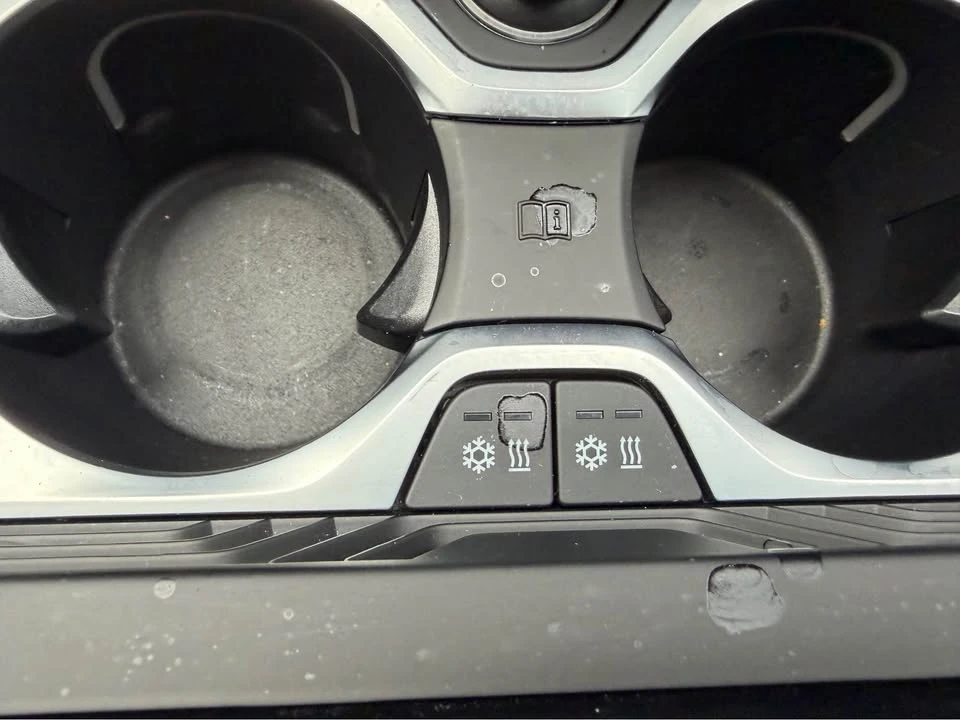 2023 BMW XM - Image 14 of 20