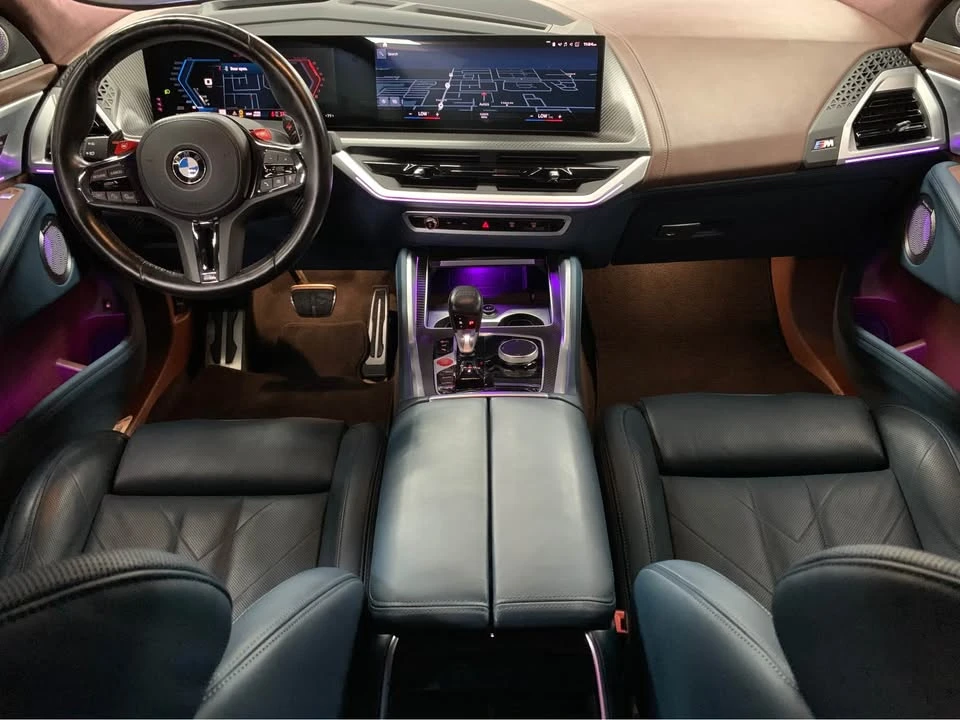 2023 BMW XM - Image 10 of 19