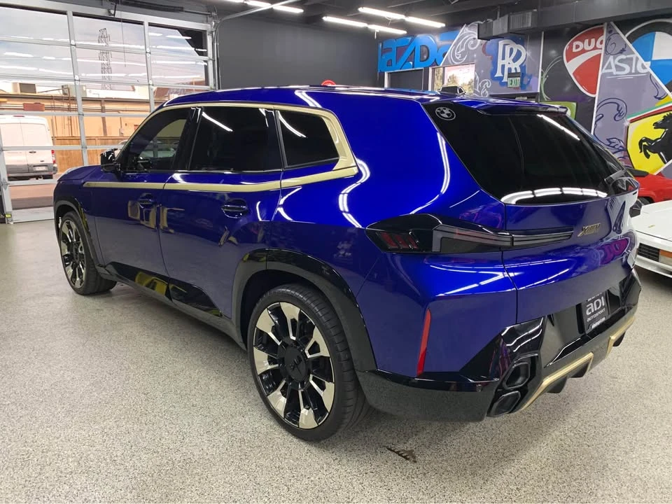 2023 BMW XM - Image 7 of 19