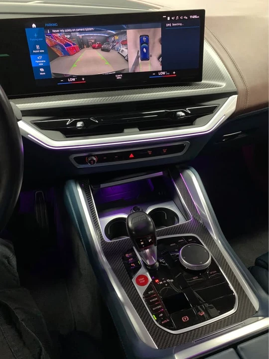 2023 BMW XM - Image 14 of 19