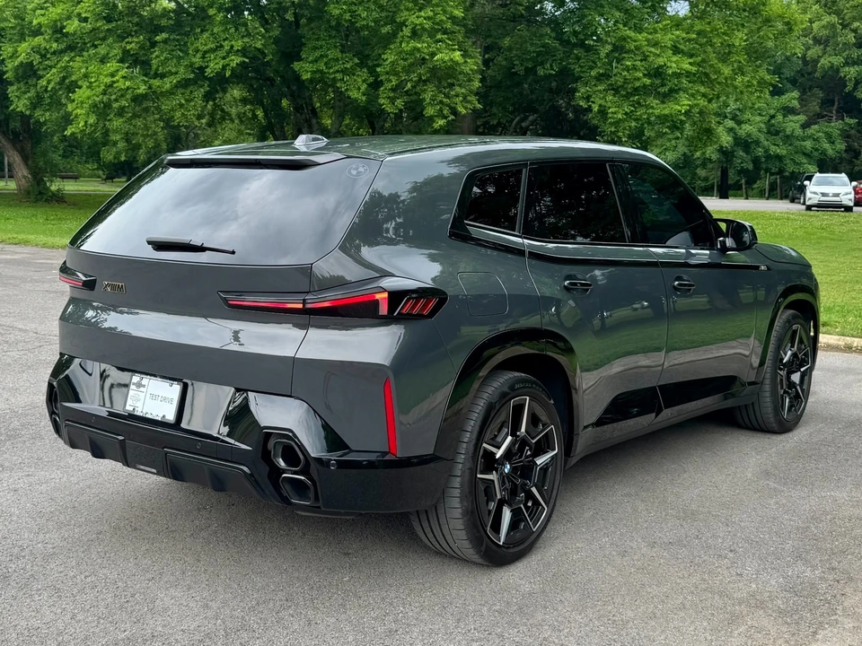 2023 BMW XM - Image 3 of 12