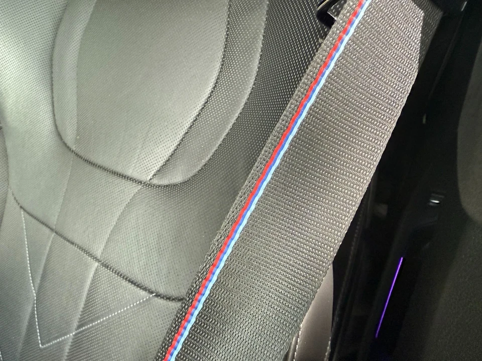 2023 BMW XM - Image 14 of 21