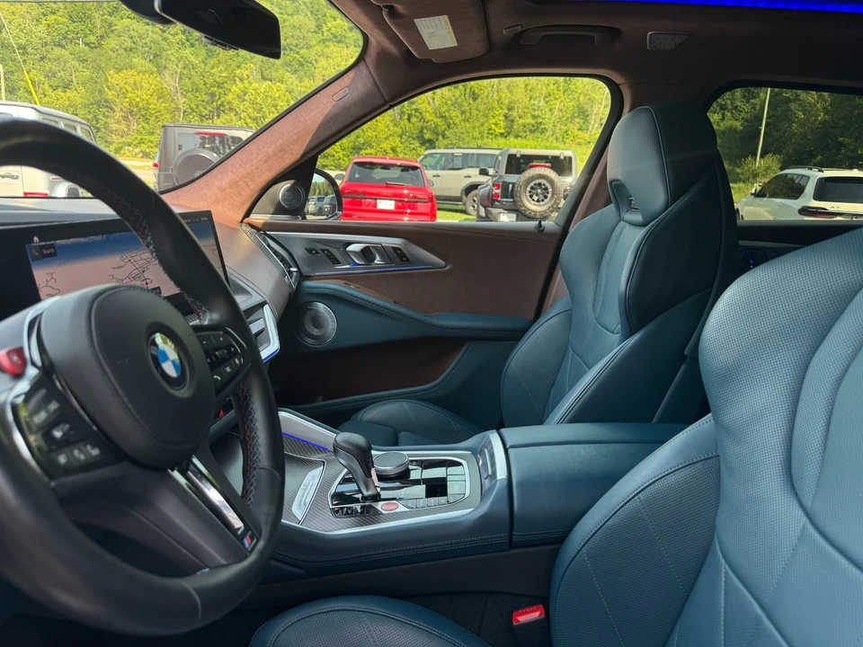 2023 BMW XM - Image 21 of 21