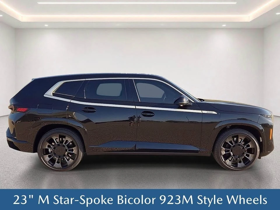 2023 BMW XM - Image 7 of 20
