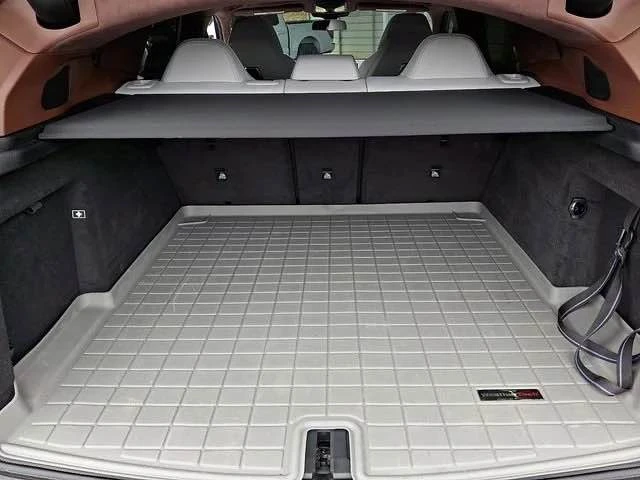 2023 BMW XM - Image 16 of 20