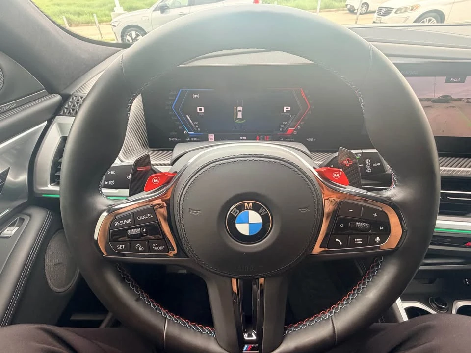 2023 BMW XM - Image 19 of 19