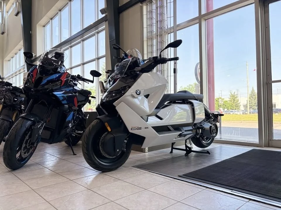 2023 BMW Motorcycles - Image 2 of 12