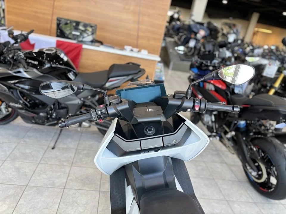 2023 BMW Motorcycles - Image 7 of 12