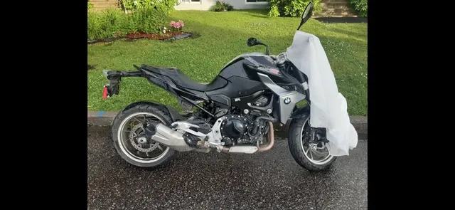 2023 BMW f900r