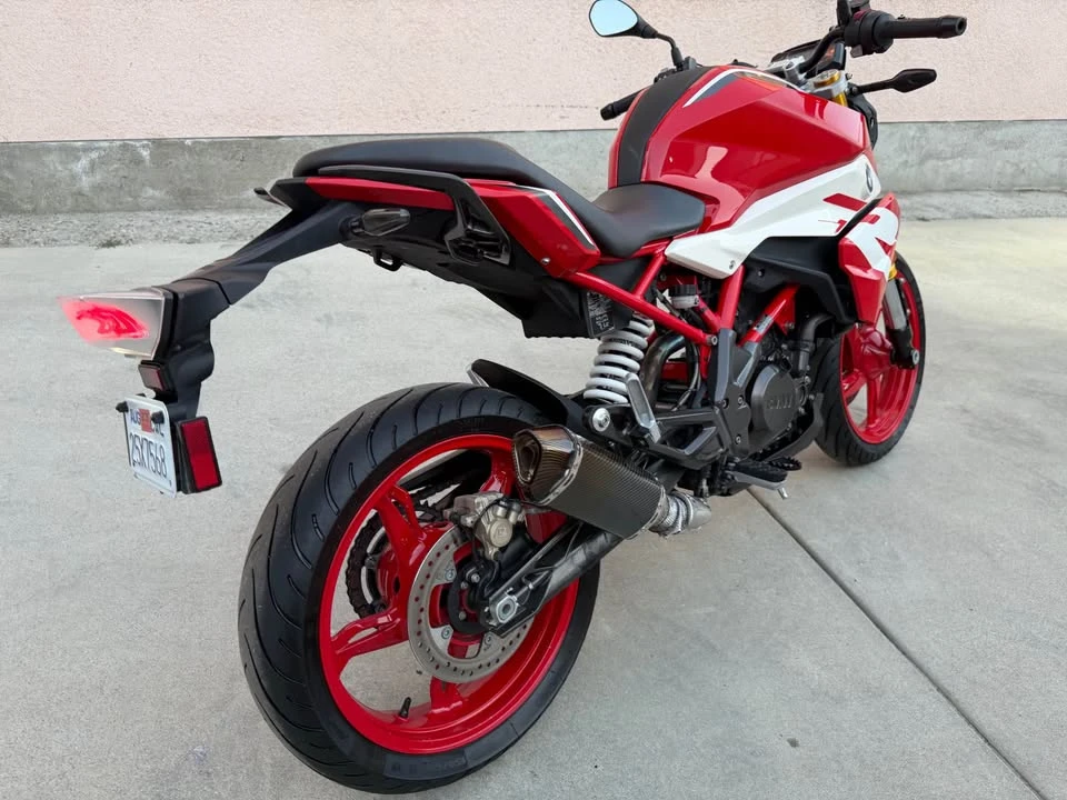 2023 BMW Motorcycles - Image 2 of 10