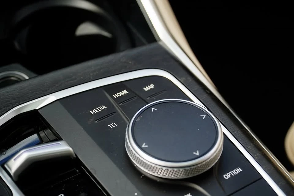 2023 BMW G26 i4 - Image 16 of 20