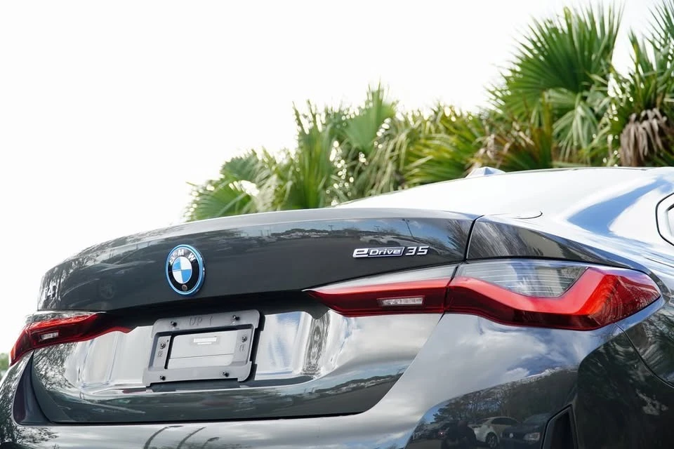 2023 BMW G26 i4 - Image 8 of 20