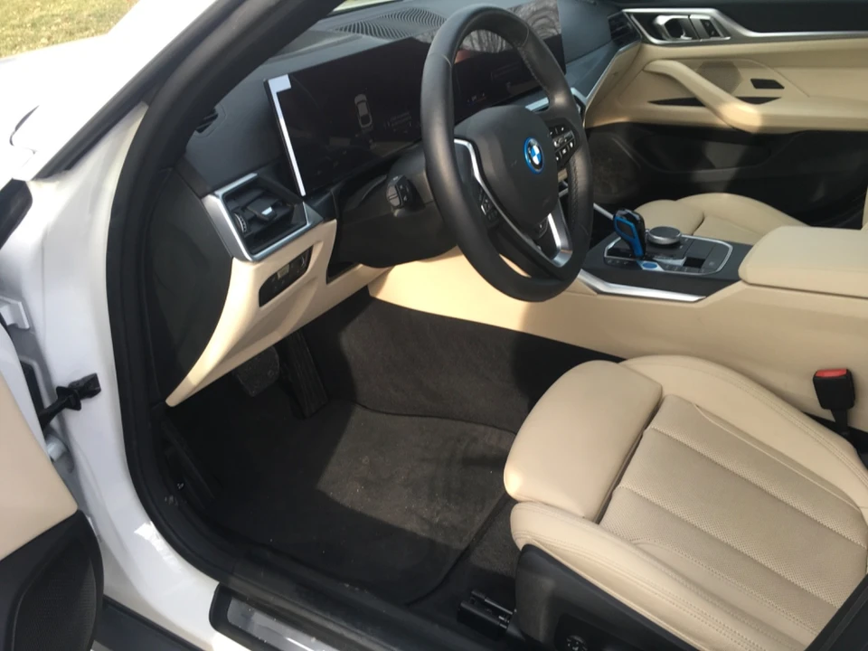 2023 BMW G26 i4 - Image 9 of 20