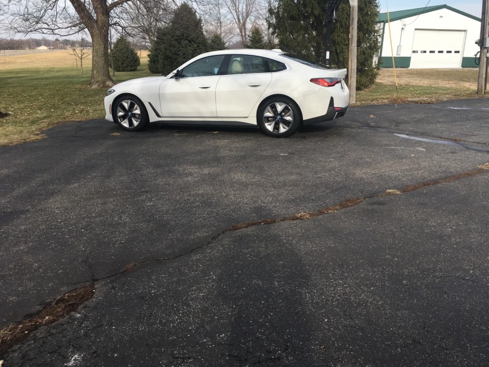 2023 BMW G26 i4 - Image 17 of 20