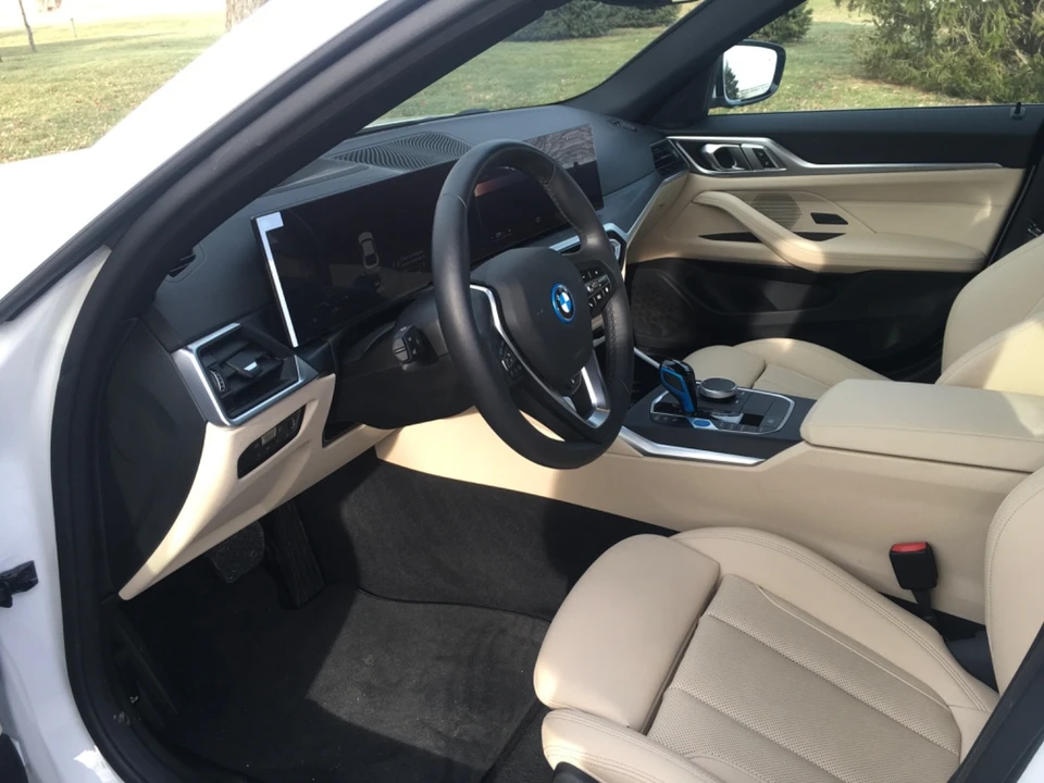 2023 BMW G26 i4 - Image 10 of 20