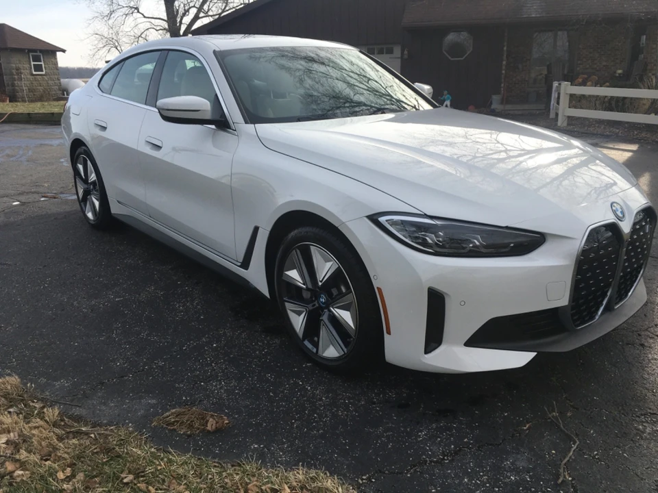 2023 BMW G26 i4 - Image 7 of 20