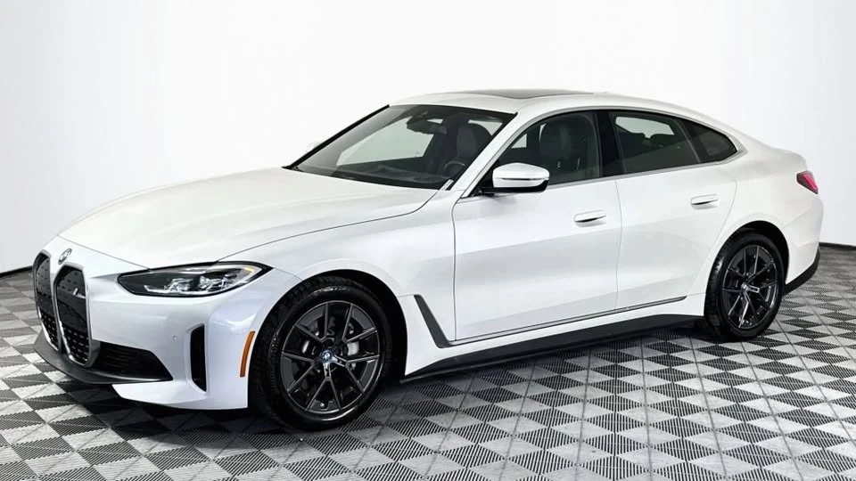 2023 BMW G26 i4 - Image 3 of 20
