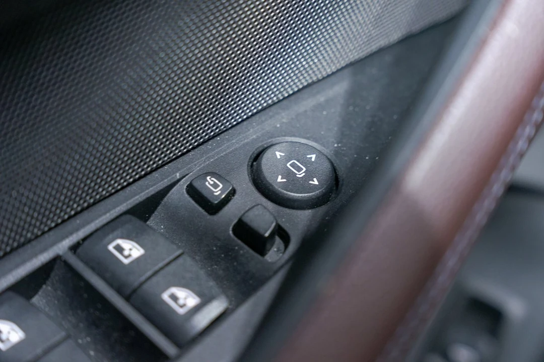 2023 BMW G26 i4 - Image 11 of 12
