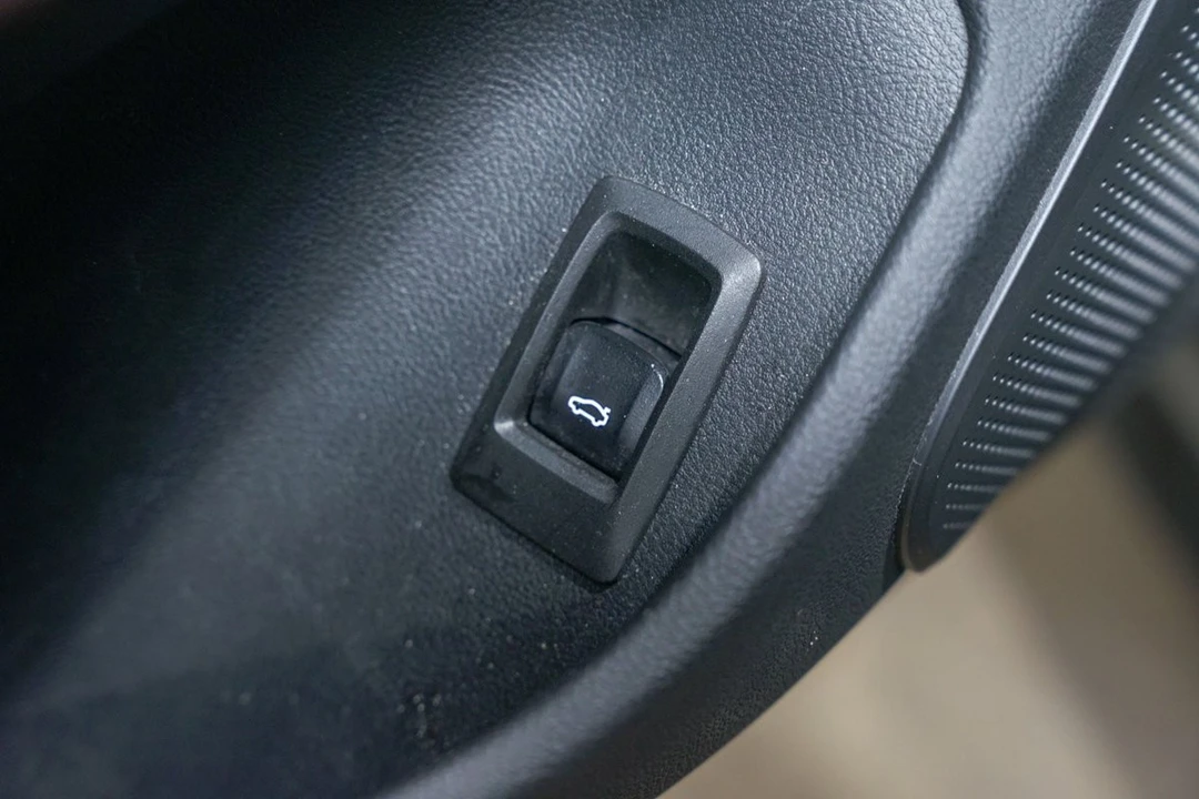 2023 BMW G26 i4 - Image 12 of 12
