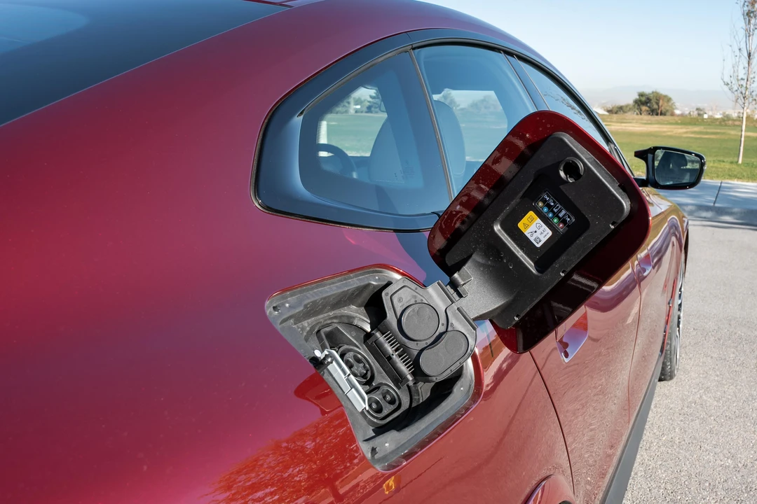 2023 BMW G26 i4 M50 - Image 29 of 31