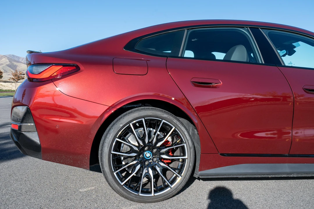 2023 BMW G26 i4 M50 - Image 30 of 31