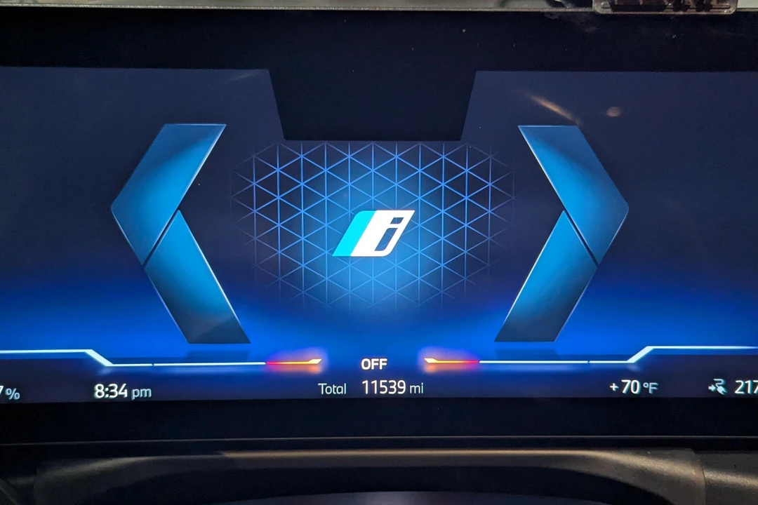 2023 BMW G26 i4 M50 - Image 25 of 31
