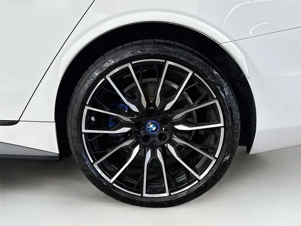 2023 BMW G26 i4 M50 - Image 14 of 15